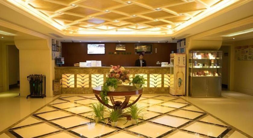 فندق جرين تري إن إكسبريس سوتشو ريلواي ستيشن نورث سكوير هاوباينيان ويدينج دريس سيتي سوجو المظهر الخارجي الصورة